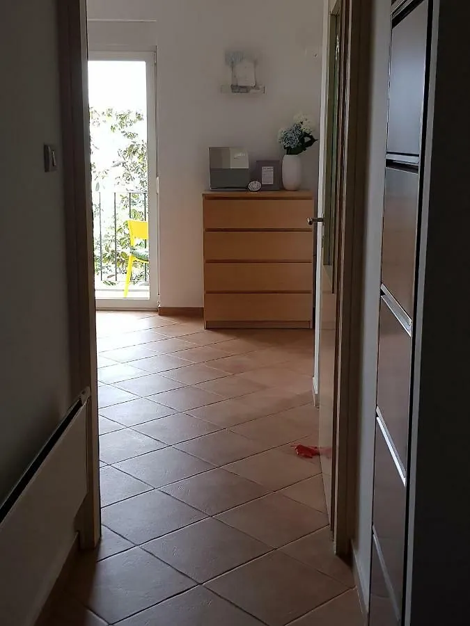 Sunny Apartment 150 M From The Sea Опатия Хорватия