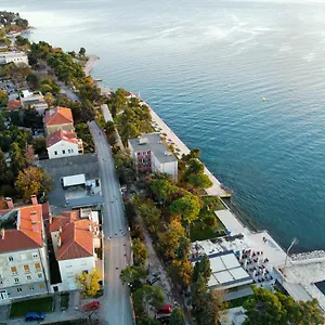 https://apartments-palace-kolovare.hotelinzadar.com
