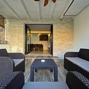 https://apartment-center-opatija.primorje-gorskikotar.com