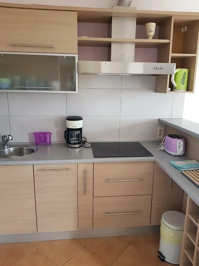 Sunny Apartment 150 M From The Sea Opatija Kroatien